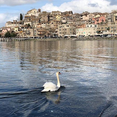 La Casa Sul Lago อันกุยลารา ซาบาเซีย ภายนอก รูปภาพ